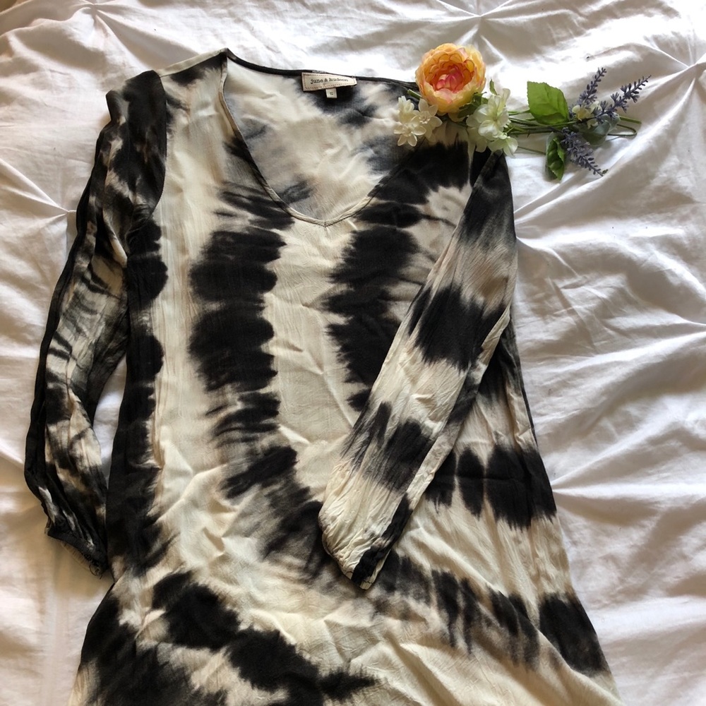 Black and white tie dye T-shirt dress